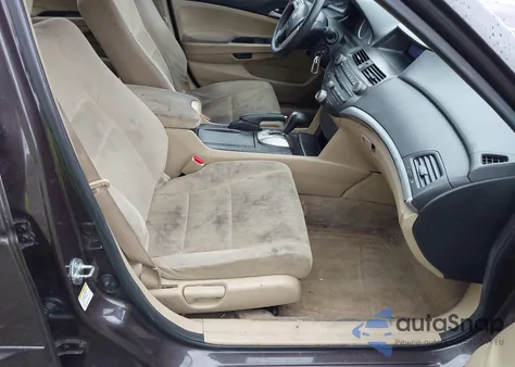 2011 Honda Accord 2.4 Lx from USA, damaged, VIN 1HGCP2F32BA015300